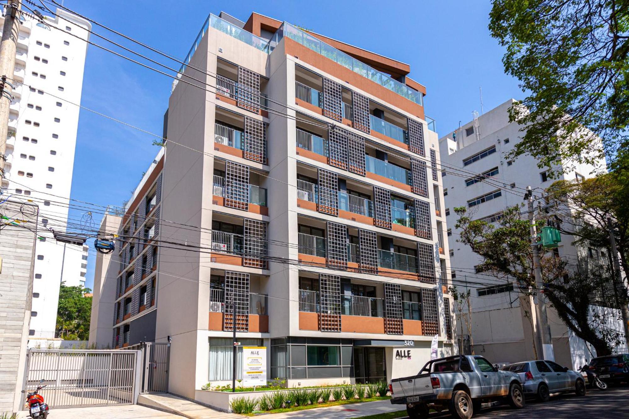 Easy Star - Charmoso No Novo Brooklin - Is03i São Paulo